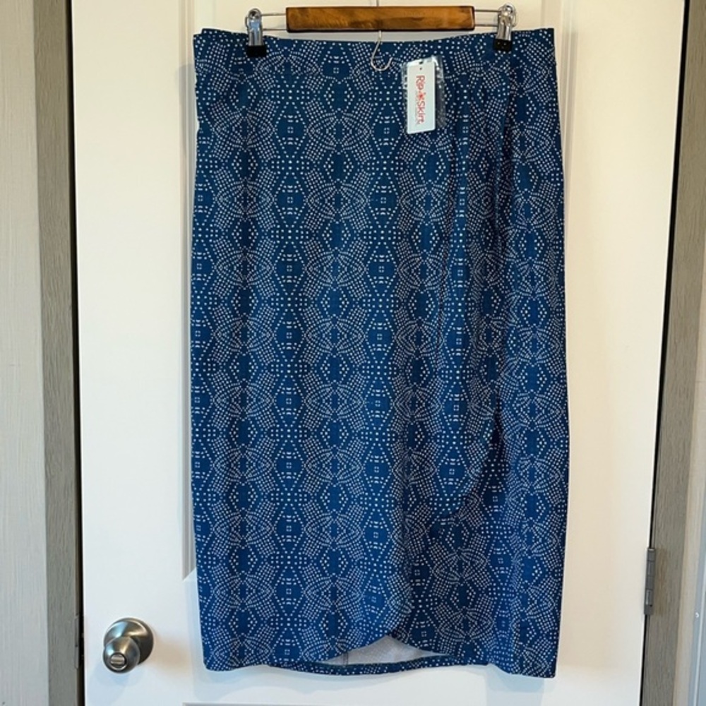Ripskirt Hawaii The Original Wrap Skirt Length 3 Blue And White Size Large